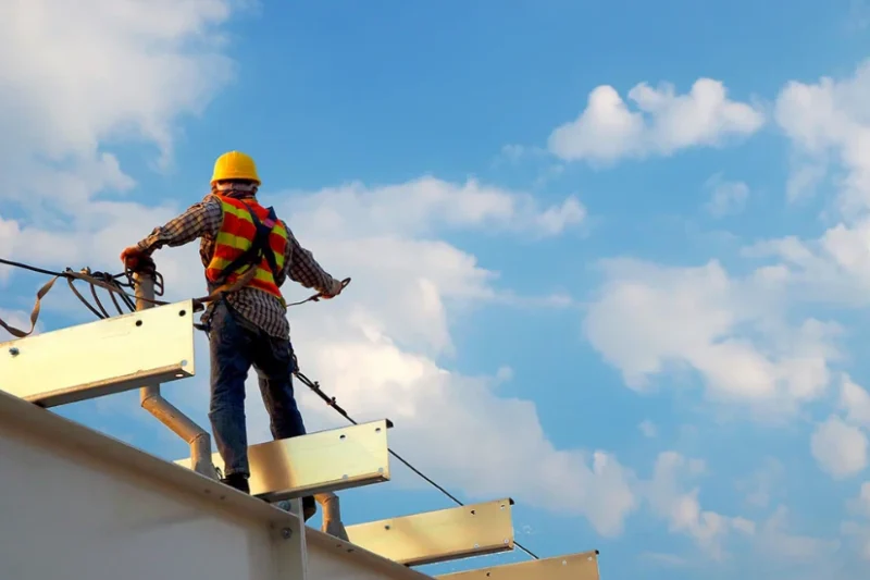 What Is a Working at Heights Course and Who Needs It in Sydney?