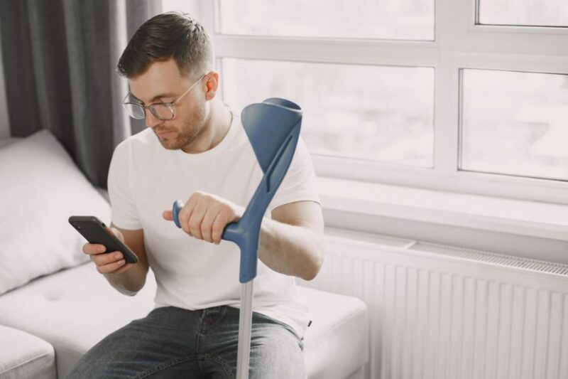 Benefits of Settling a Personal Injury Case Without Going to Trial