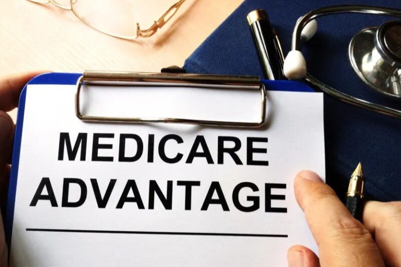 A Straightforward Guide to Reviewing Medicare Advantage Plans for 2026